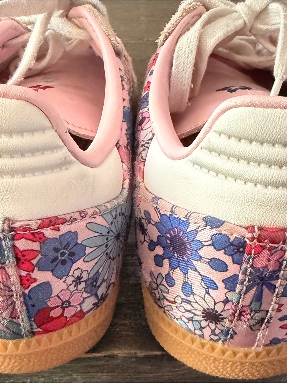 ADIDAS Samba Liberty Floral Pink Athletic Sneakers SZ 6 US - Picture 3 of 7